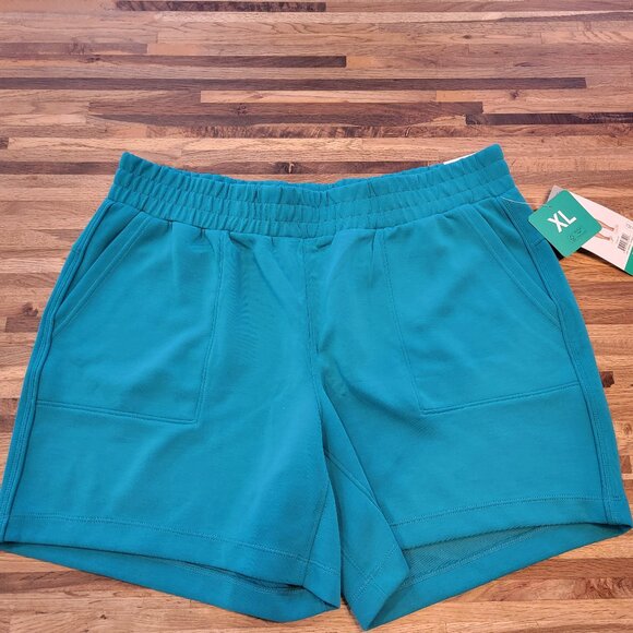 Mondetta Jacaranda 6" Inseam Scuba High Rise Shorts Green - Picture 2 of 10